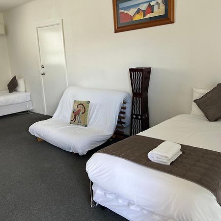 Mornington Motel Exterior photo